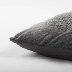 Medallion Throw Pillow Gray - Rizzy Home -Online Home Decor GUEST 15f9dbc7 d3ea 4c55 88fe b978c2265ddd