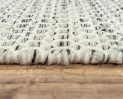 WIN101 Rug -Online Home Decor md 1114