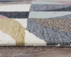 A03103 Rug -Online Home Decor md 1643